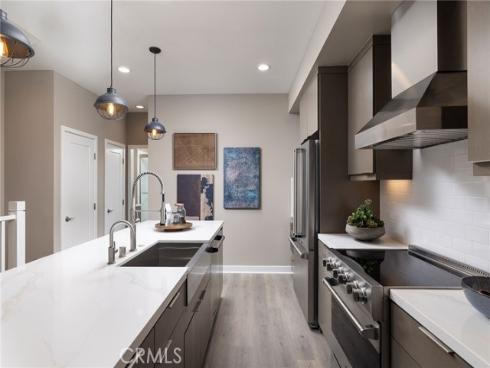 326 E William Way, La Habra, CA