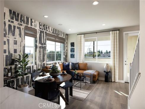 326 E William Way, La Habra, CA