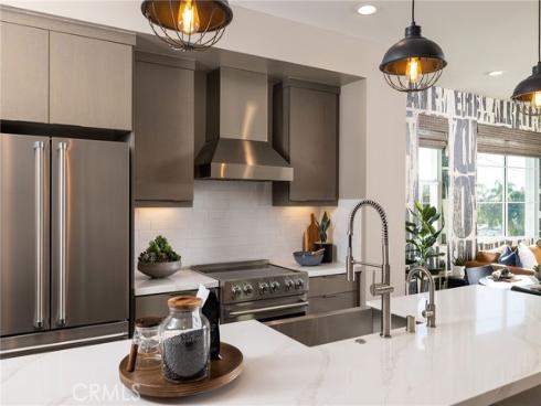 326 E William Way, La Habra, CA