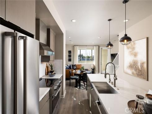 326 E William Way, La Habra, CA