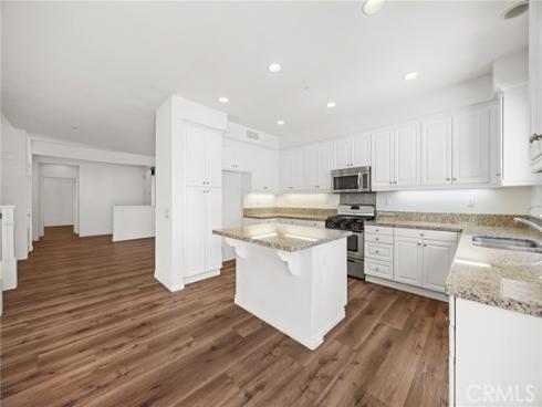 107 E Triana Court, La Habra, CA