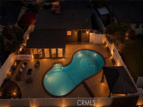 1641 W El Portal Dr