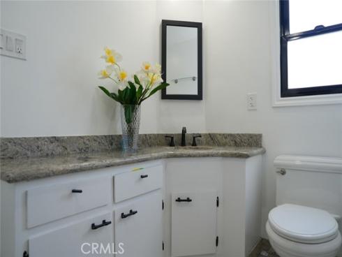 1641 W El Portal Dr , La Habra, CA