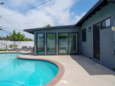 1641 W El Portal Dr , La Habra, CA