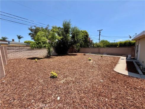 315 E Francis , La Habra, CA