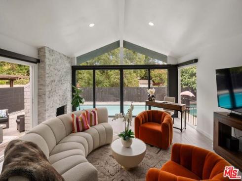 950 Whitebook Drive, La Habra, CA