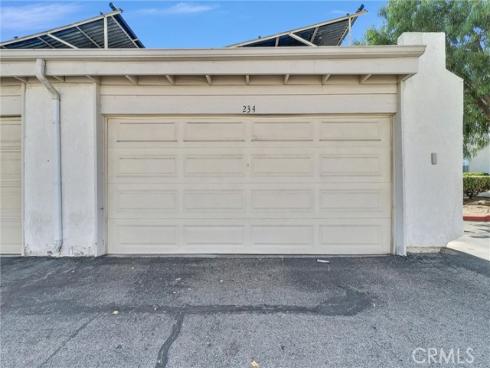 1042 E La Habra 234 Boulevard, La Habra, CA