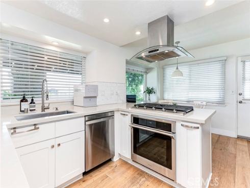 530 W Wedgewood , La Habra, CA