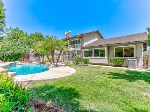 530 W Wedgewood , La Habra, CA