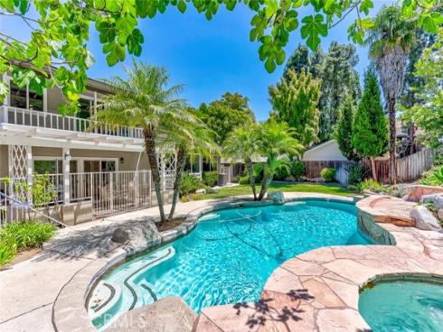 530 W Wedgewood , La Habra, CA