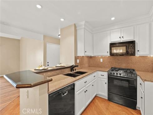 1042 E La Habra 231 Boulevard, La Habra, CA