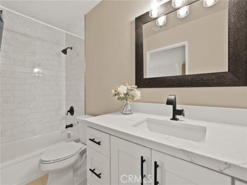 1042 E La Habra 231 Boulevard, La Habra, CA