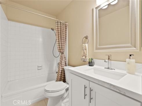 1042 E La Habra 231 Boulevard, La Habra, CA