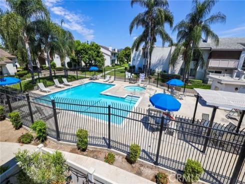 1042 E La Habra 231 Boulevard, La Habra, CA
