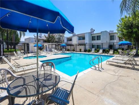 1042 E La Habra 231 Boulevard, La Habra, CA