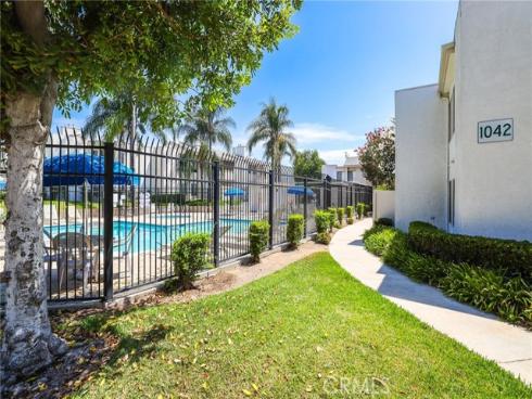 1042 E La Habra 231 Boulevard, La Habra, CA
