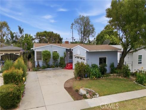 200 E. Pinehurst