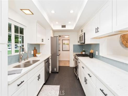 860 Sycamore Avenue, La Habra, CA