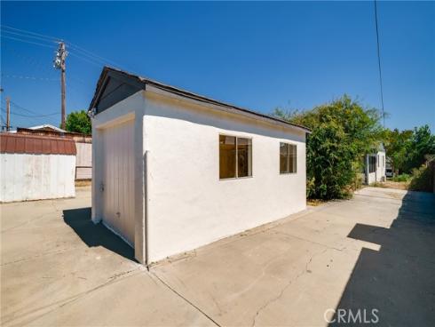 405 W 1st , La Habra, CA