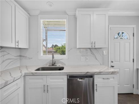 412 S Colfax Street, La Habra, CA