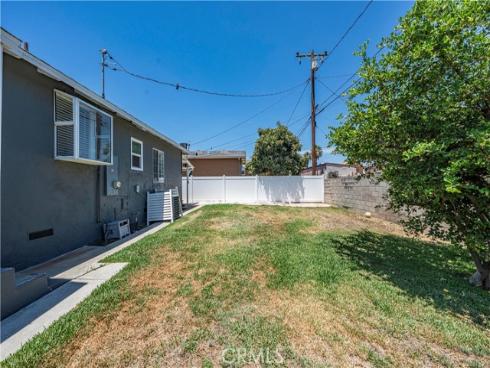 412 S Colfax Street, La Habra, CA