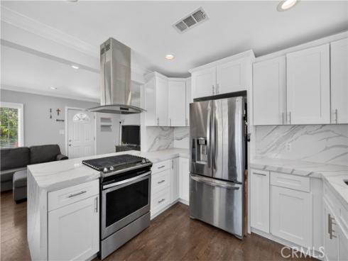 412 S Colfax Street, La Habra, CA