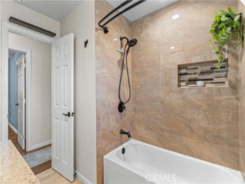 820  Durham  , La Habra, CA