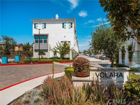 123 E Knox , La Habra, CA