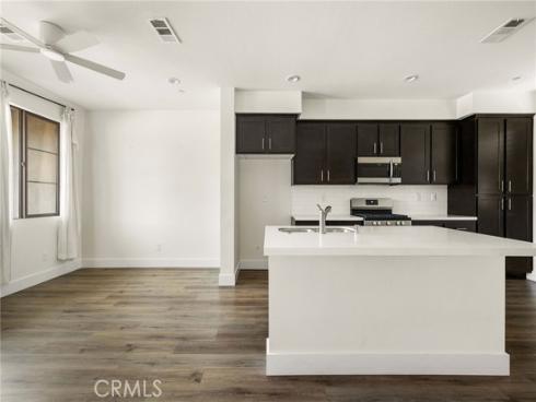 123 E Knox , La Habra, CA
