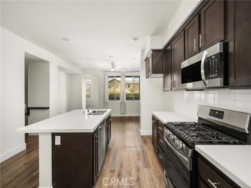 123 E Knox , La Habra, CA