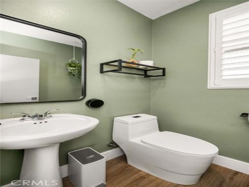 123 E Knox , La Habra, CA