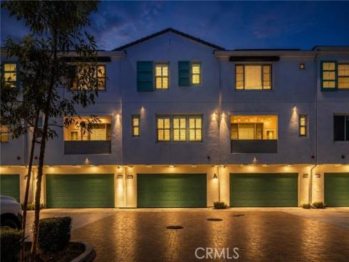 123 E Knox , La Habra, CA