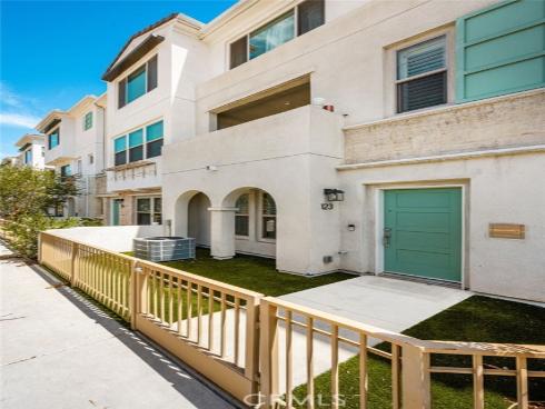 123 E Knox , La Habra, CA