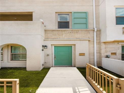 123 E Knox , La Habra, CA