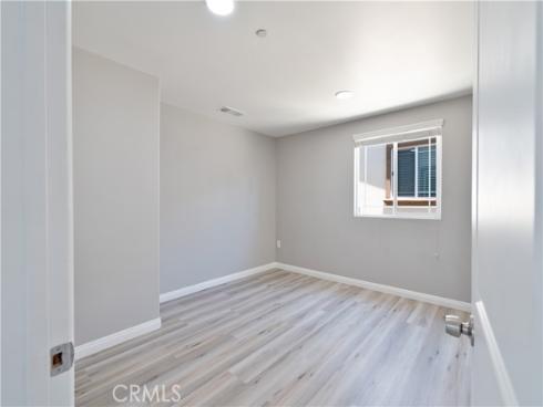 532 Mcfadden , La Habra, CA