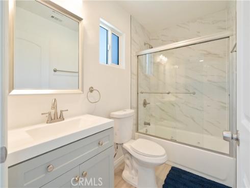 532  Mcfadden  , La Habra, CA