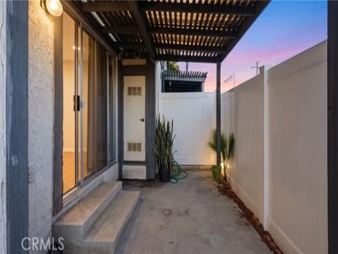 527 S Walnut 3 , La Habra, CA