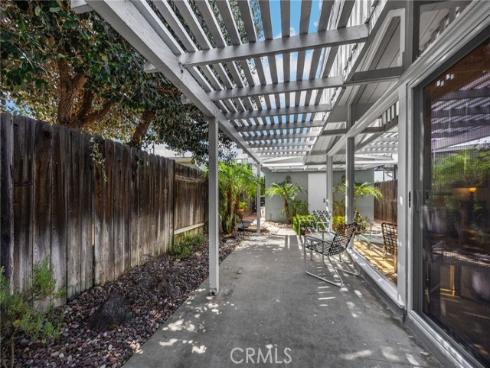 2011 Gregory Lane, La Habra, CA
