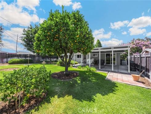 2011 Gregory Lane, La Habra, CA