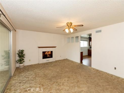 1700 W El Portal , La Habra, CA