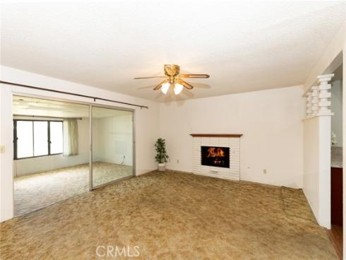 1700 W El Portal , La Habra, CA