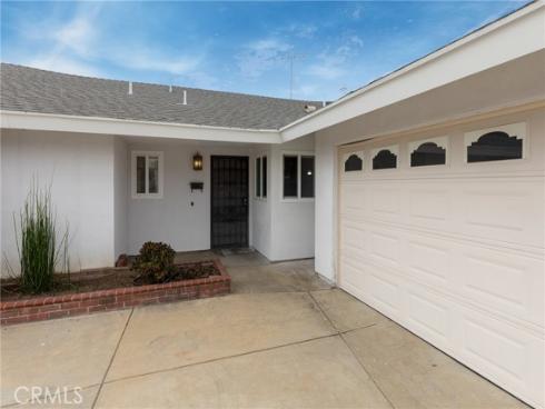 1700 W El Portal , La Habra, CA