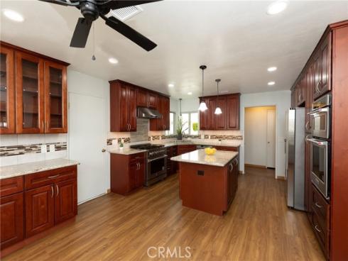1700 W El Portal , La Habra, CA