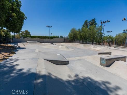 1700 W El Portal , La Habra, CA