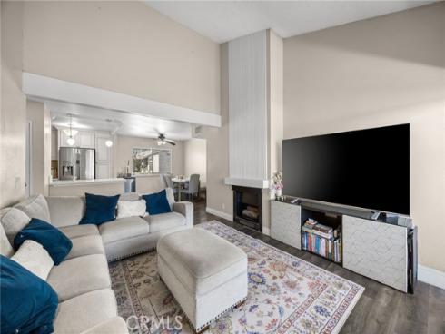 1042 E La Habra 227 Boulevard, La Habra, CA