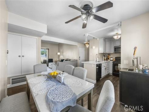 1042 E La Habra 227 Boulevard, La Habra, CA