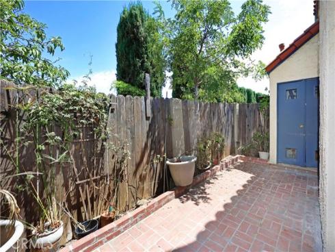 409 W Mountain View 3 Avenue, La Habra, CA