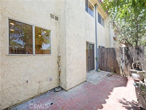 409 W Mountain View 3 Avenue, La Habra, CA