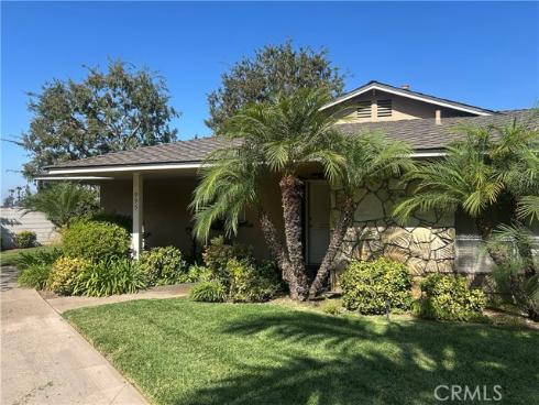 995 Glencliff Street, La Habra, CA