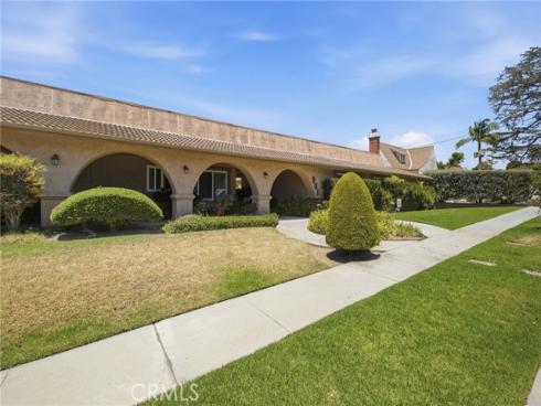 901 N Citrus 16 , La Habra, CA